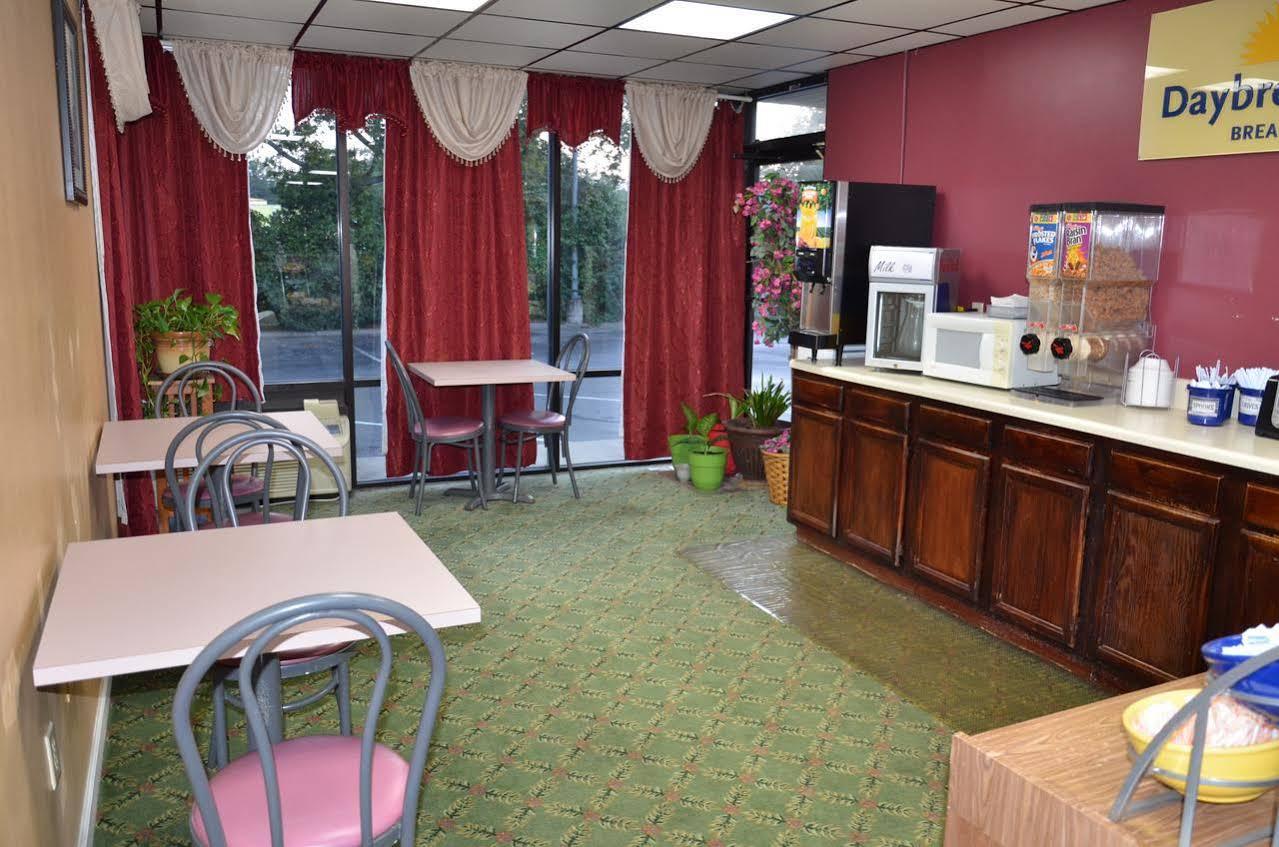 Days Inn Cheraw Eksteriør billede